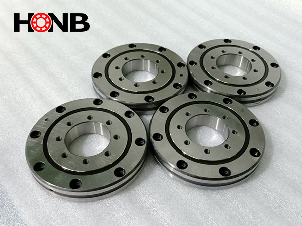 RU85交叉滾子軸承不靈活怎么回事?使用時需要注意什么?