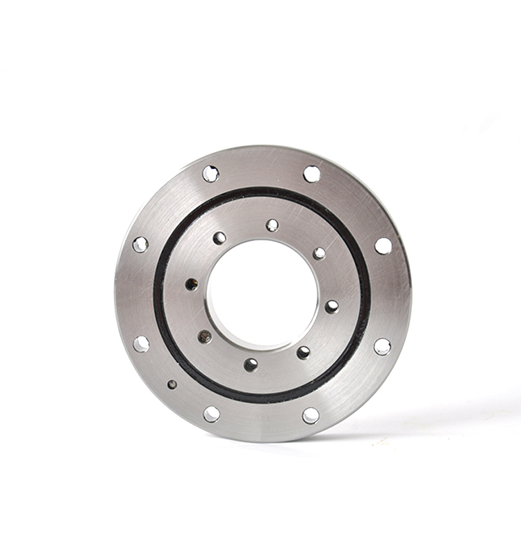 機器人加工機床主軸的過程，看著就賞心悅目